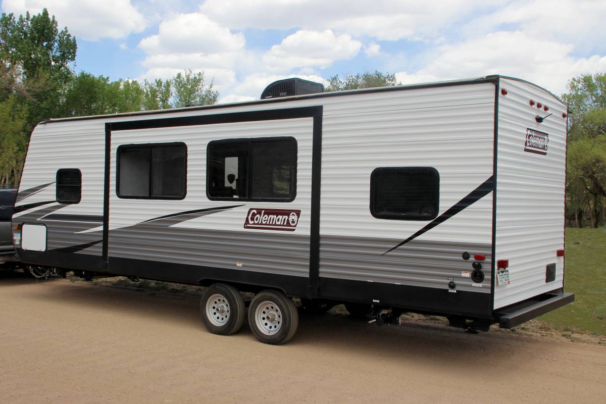 Travel Trailer Rental Colorado - 2020 Coleman Lantern 263BH